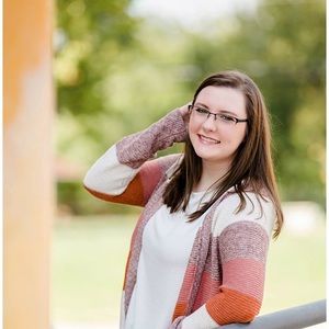 Meet your Posher, Rebecca